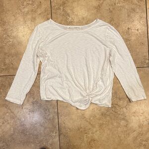 Elegant White Long Sleeve Crop Top